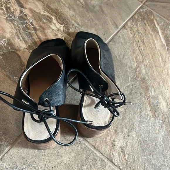 Leather booties - Picture 5 of 9